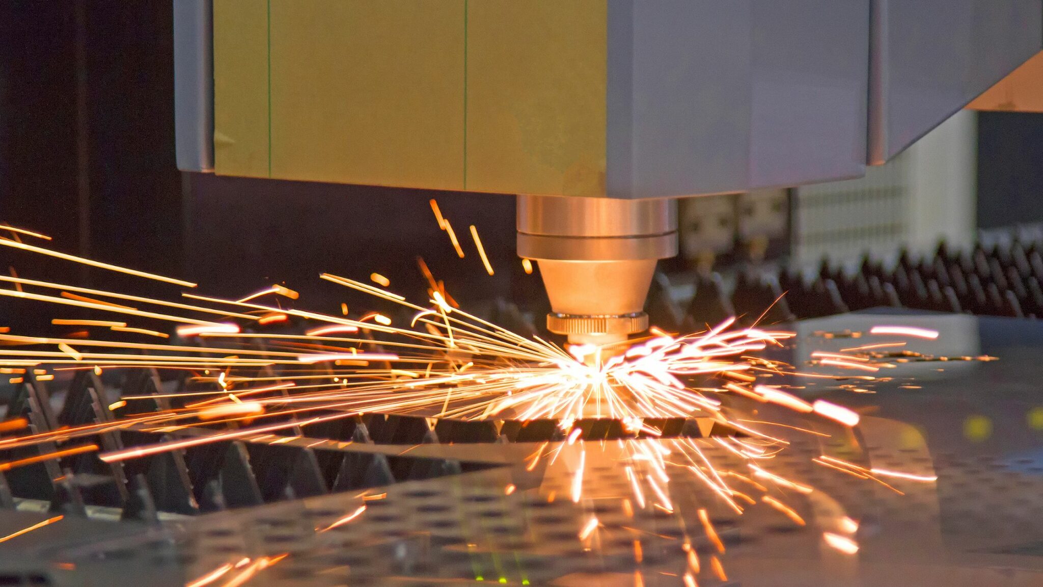Máquina de corte láser CNC