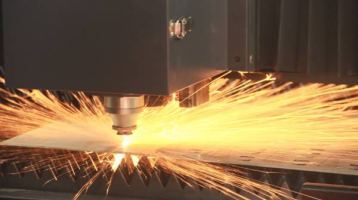 Sistemas de corte por láser de gran formato en la fabricación moderna: ventajas y aplicaciones